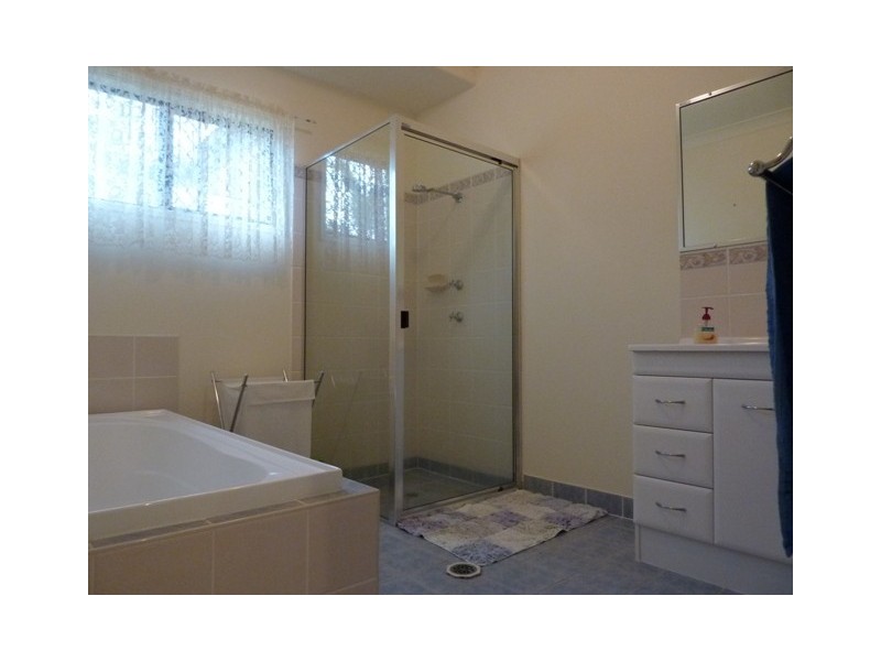 18 Crossman Place, Kirwan QLD 4817