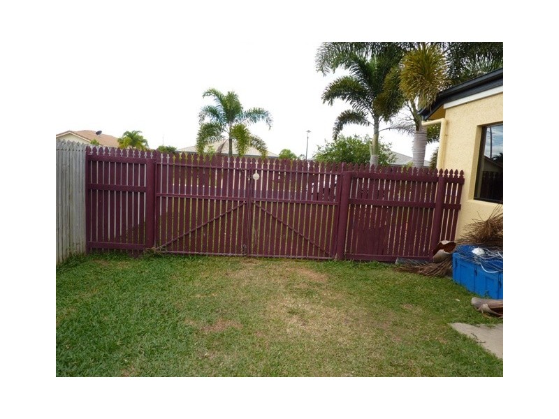 18 Crossman Place, Kirwan QLD 4817