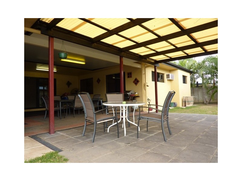 18 Crossman Place, Kirwan QLD 4817