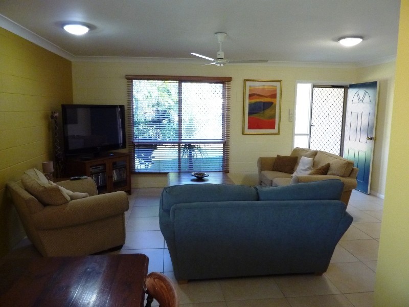2 Rio Vista Way, Kirwan QLD 4817
