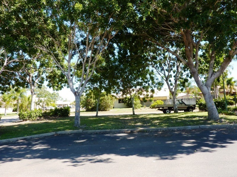 2 Rio Vista Way, Kirwan QLD 4817