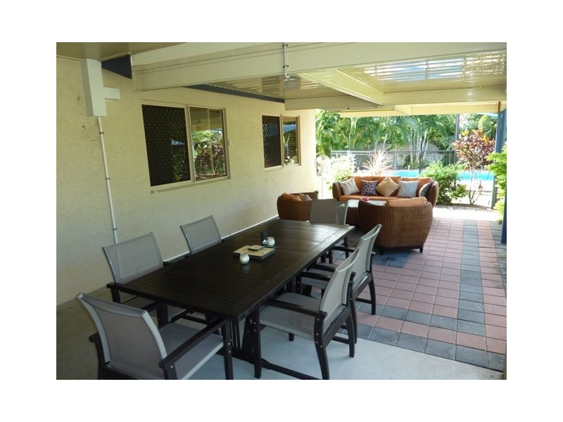 2 Rio Vista Way, Kirwan QLD 4817