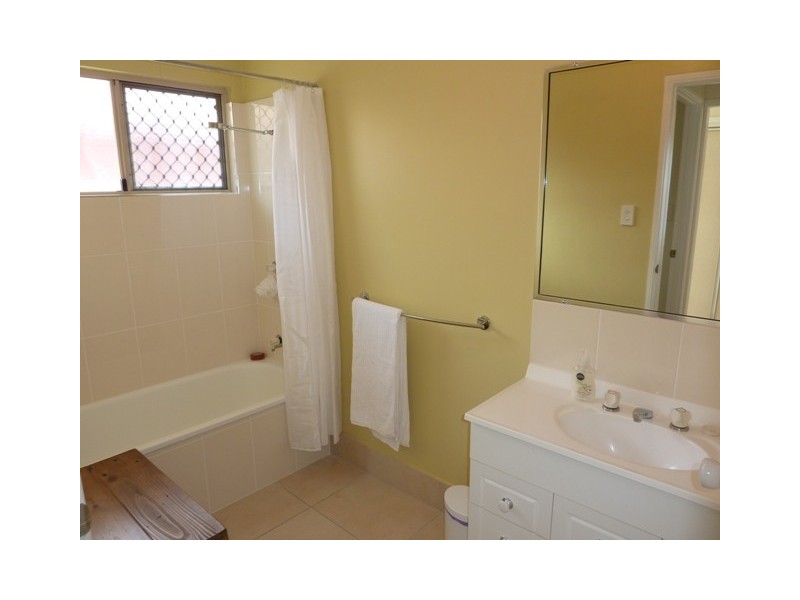 2 Rio Vista Way, Kirwan QLD 4817