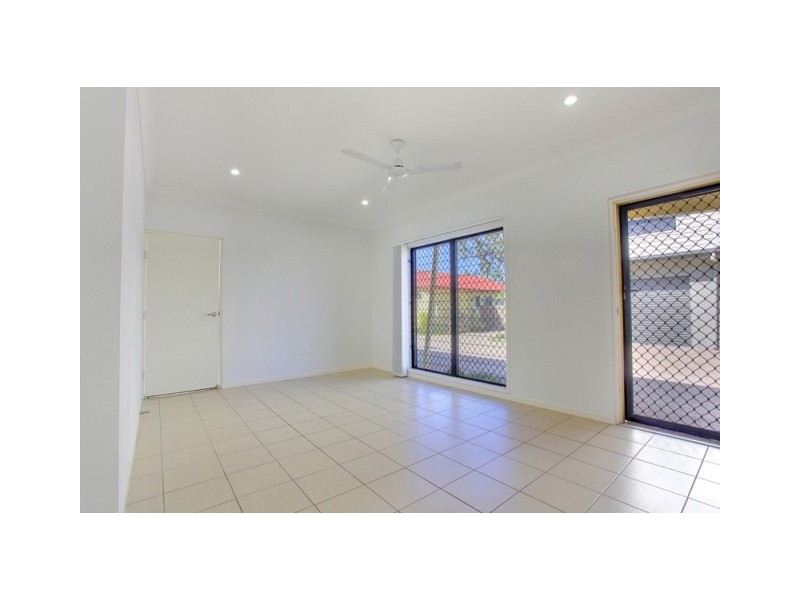 1/1339 Riverway Drive, Kelso QLD 4815