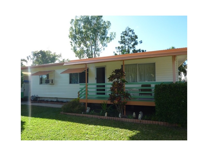 14 Miles Av, Kelso QLD 4815