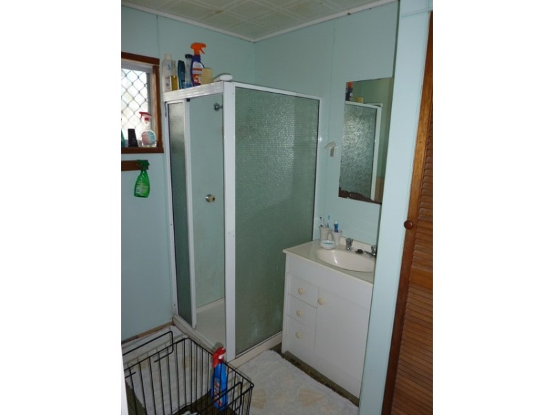 14 Miles Av, Kelso QLD 4815