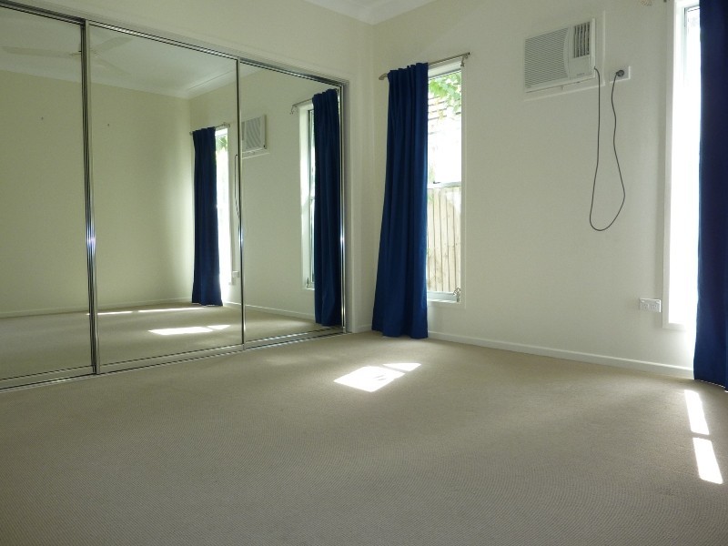7A Edwards Street, West End QLD 4810