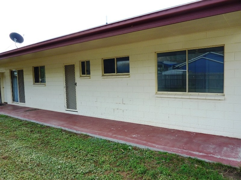 21 Gloucester, Wulguru QLD 4811