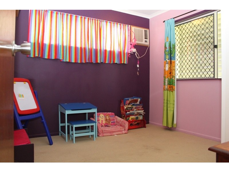 31  Salisbury Cr, Kirwan QLD 4817