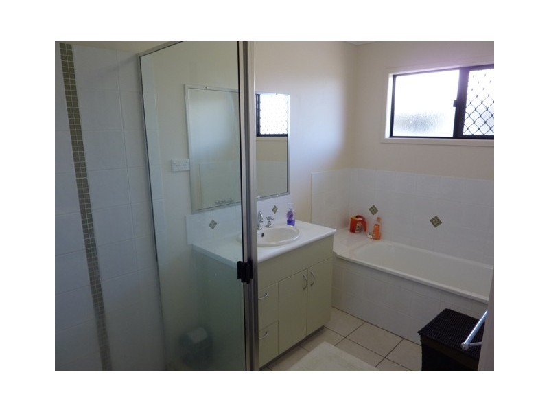 9 Westgate Court, Kirwan QLD 4817