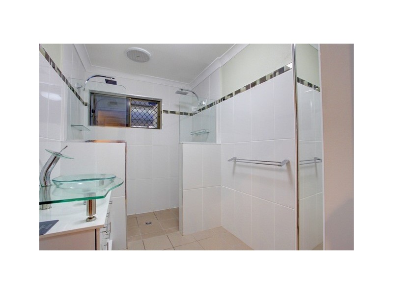 407 Dalrymple Road, Mount Louisa QLD 4814