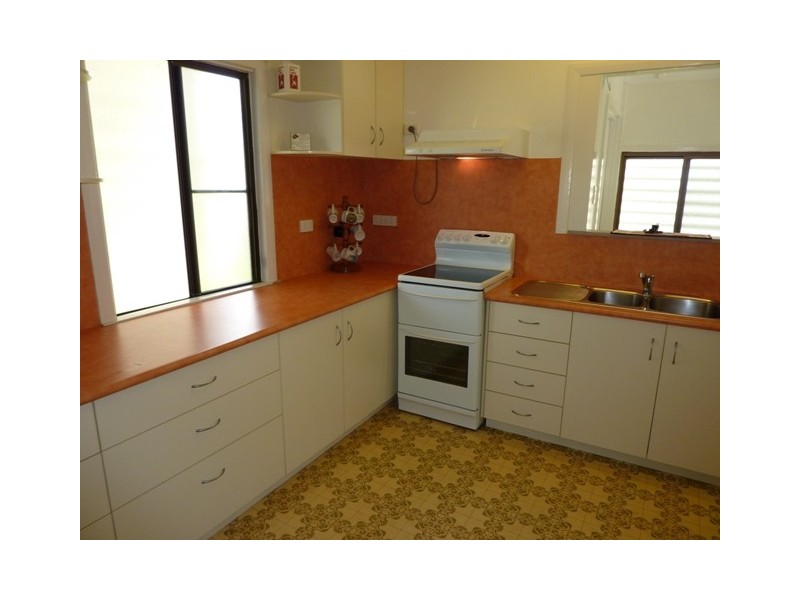 41 Sargeant Street, Gulliver QLD 4812