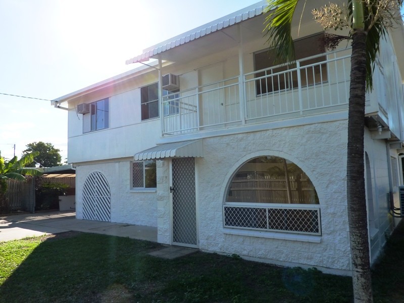 17 Champagne Crescent, Kelso QLD 4815