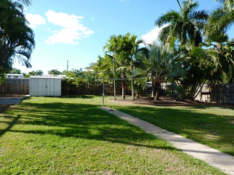 17 Champagne Crescent, Kelso QLD 4815