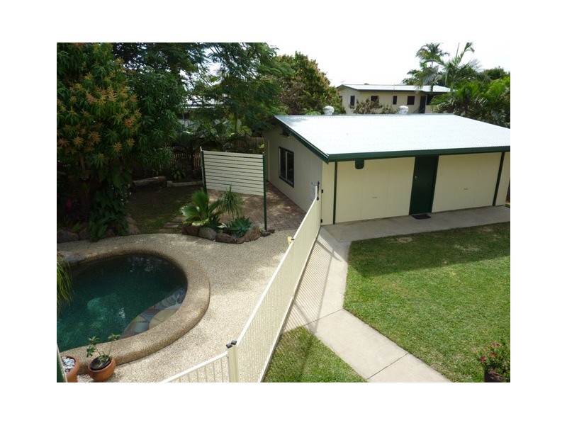 9 Leeds Street, Gulliver QLD 4812