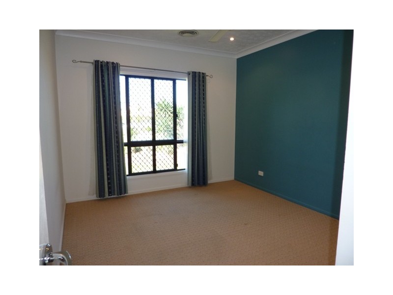 4 Chelsea Place, Condon QLD 4815