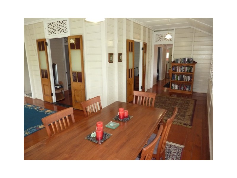 92 Eyre St, North Ward QLD 4810