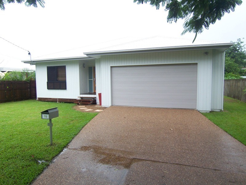 19 Harding Avenue, Mundingburra QLD 4812