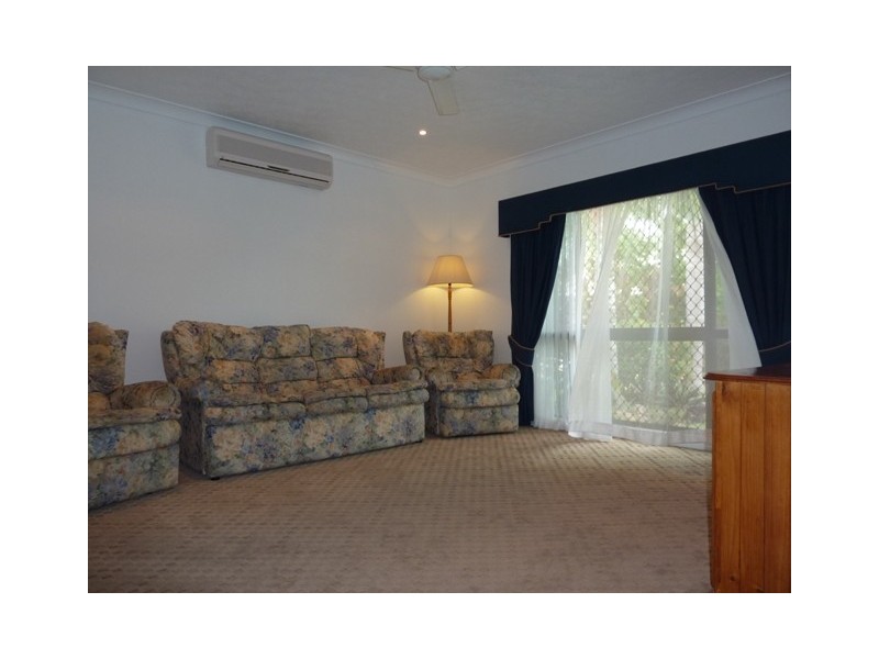 79 Squires Cr, Kirwan QLD 4817