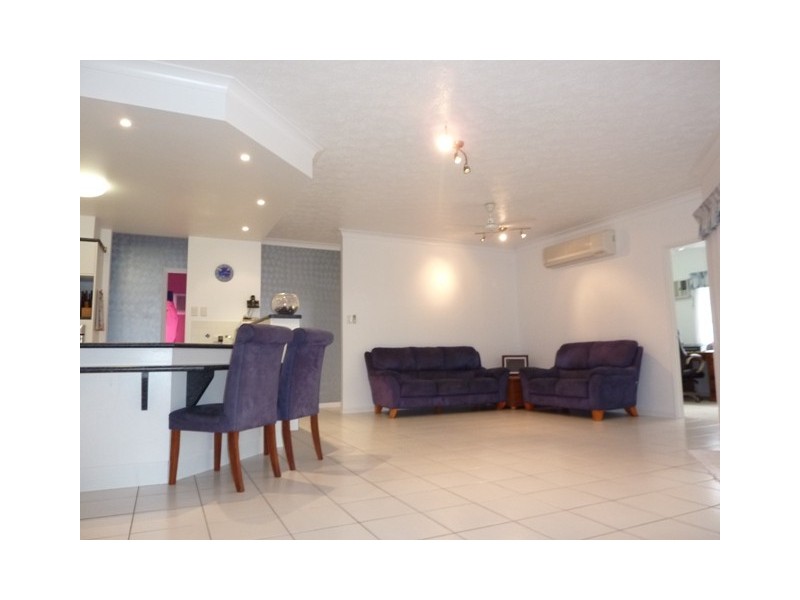 79 Squires Cr, Kirwan QLD 4817