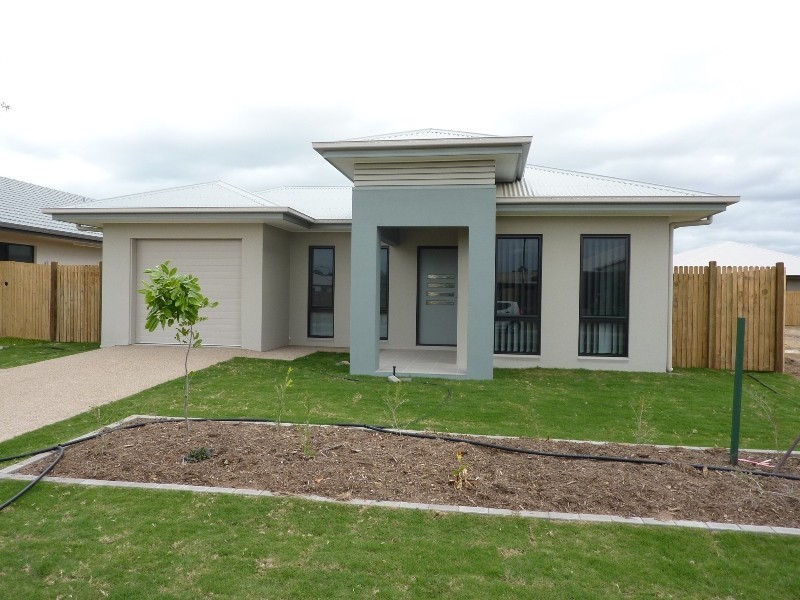 75 Derwent Cct, Kelso QLD 4815