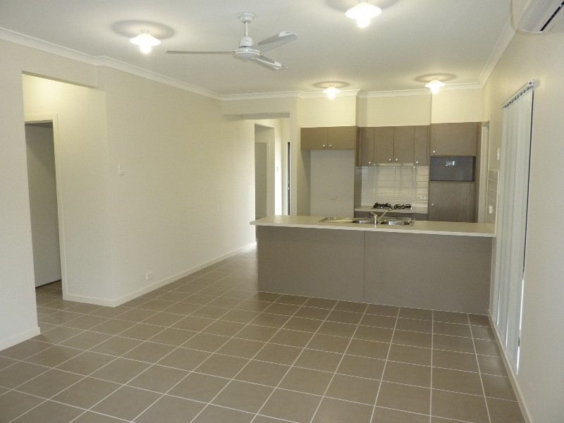 75 Derwent Cct, Kelso QLD 4815