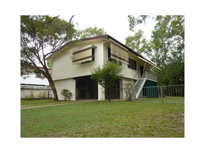 114 Banfield Drive, Mount Louisa QLD 4814