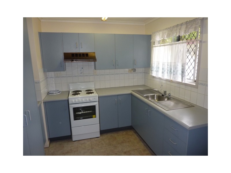 114 Banfield Drive, Mount Louisa QLD 4814