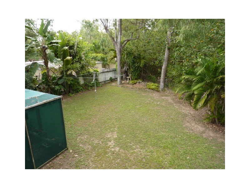 114 Banfield Drive, Mount Louisa QLD 4814