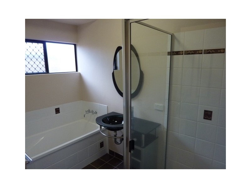 12 Knox Court, Mount Louisa QLD 4814