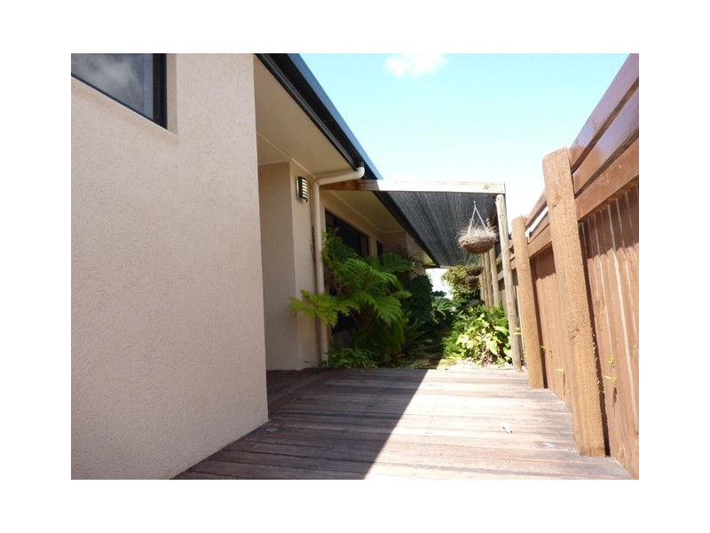 12 Knox Court, Mount Louisa QLD 4814