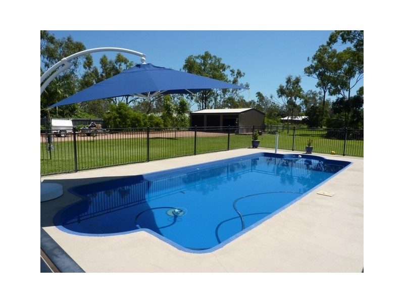 4 Caspian Ct, Kelso QLD 4815