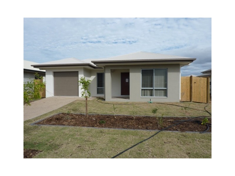 63 Derwent Circuit, Kelso QLD 4815