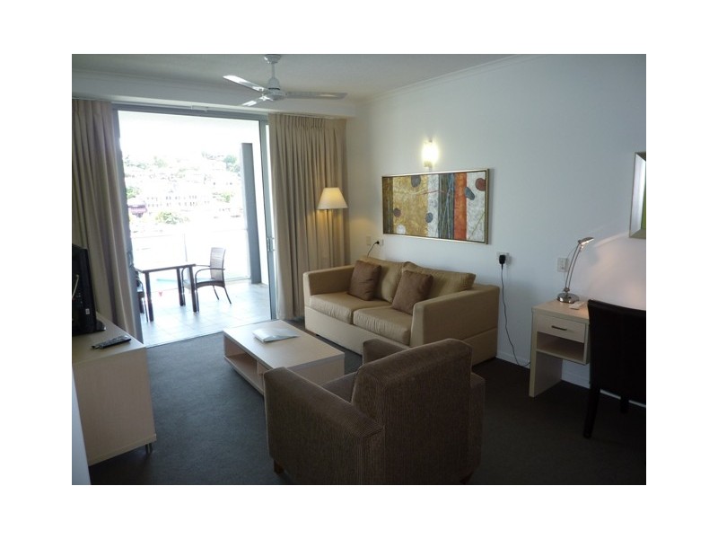 2 Dibbs Street, South Townsville QLD 4810