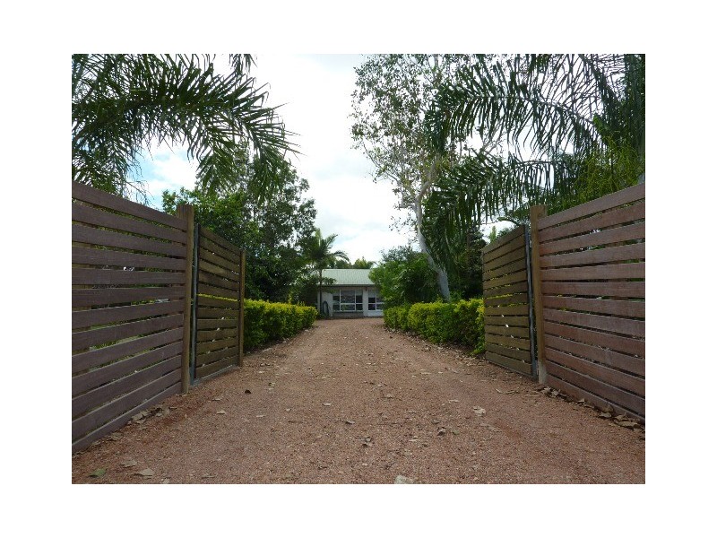 22 Elberry Cres, Kelso QLD 4815