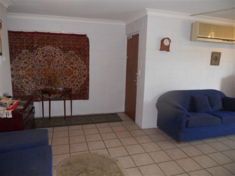 Unit 5/64 Warburton Street, North Ward QLD 4810