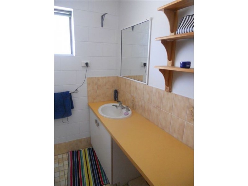 Unit 5/64 Warburton Street, North Ward QLD 4810