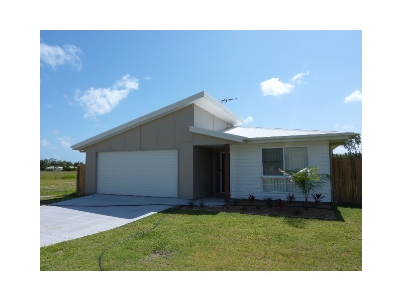 35  Beach Court, Balgal Beach QLD 4816