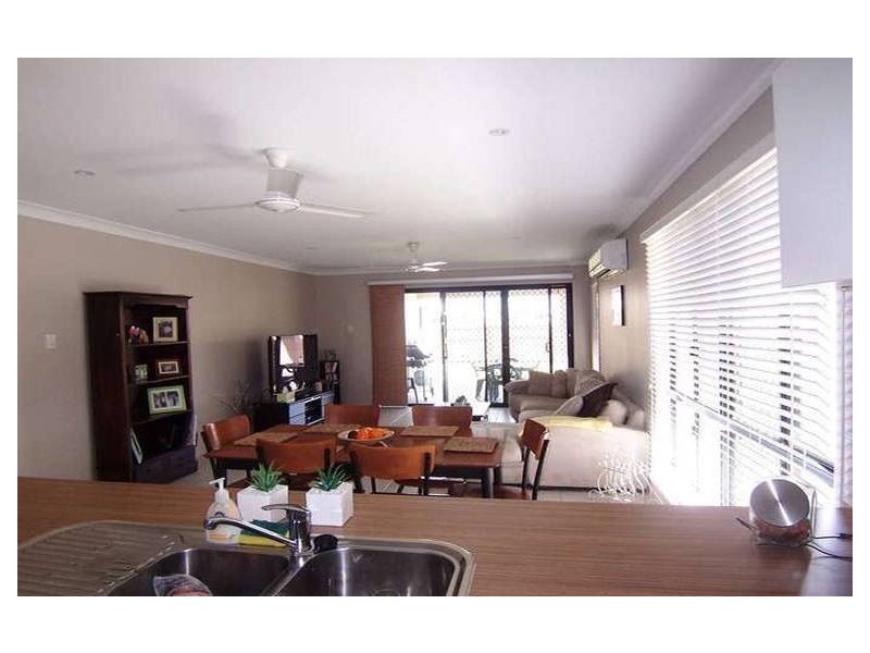 7 Laurie Motti Parade, Kirwan QLD 4817