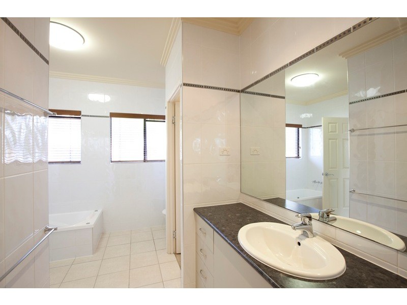 11 St Davids Close, Kirwan QLD 4817