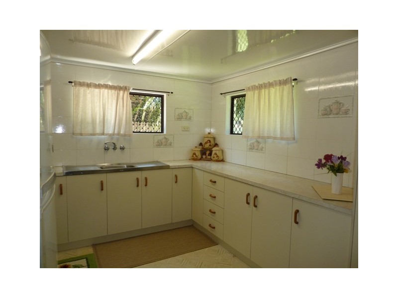 1 Enright St, Mysterton QLD 4812