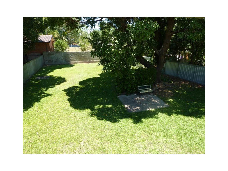 1 Enright St, Mysterton QLD 4812
