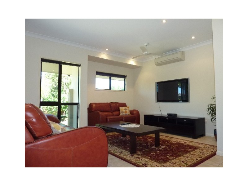 95 River Boulevard, Idalia QLD 4811