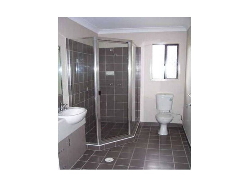 3 Chancellor Court, Kelso QLD 4815