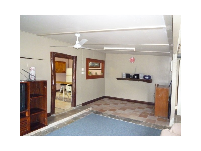 44 Batley Parade, Beach Holm via, Bushland Beach QLD 4818