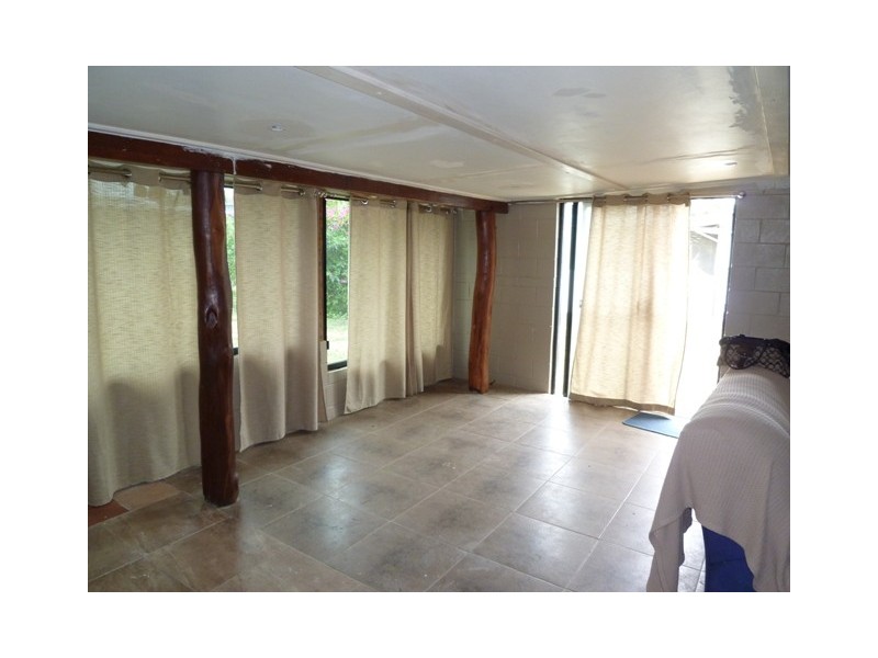 44 Batley Parade, Beach Holm via, Bushland Beach QLD 4818