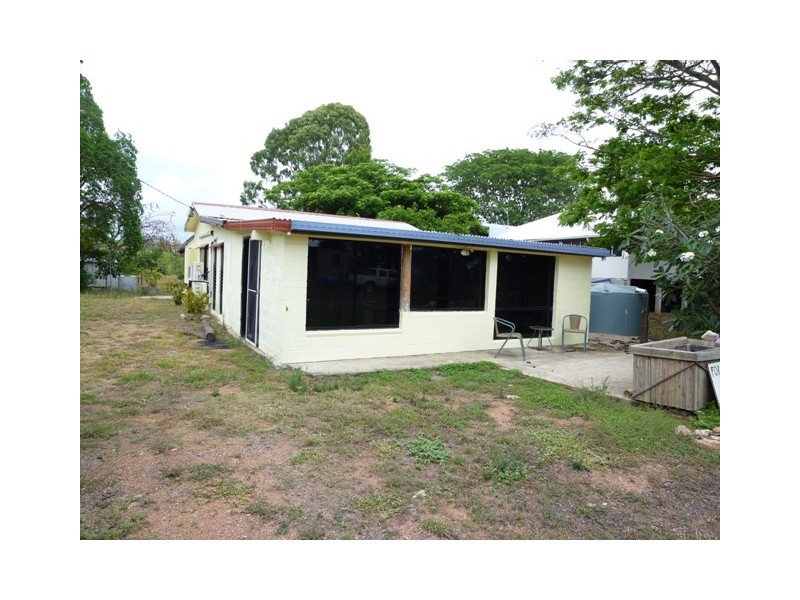 44 Batley Parade, Beach Holm via, Bushland Beach QLD 4818
