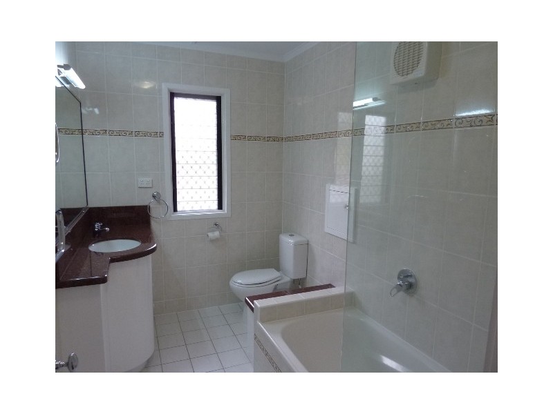 29 Royal Street, Wulguru QLD 4811