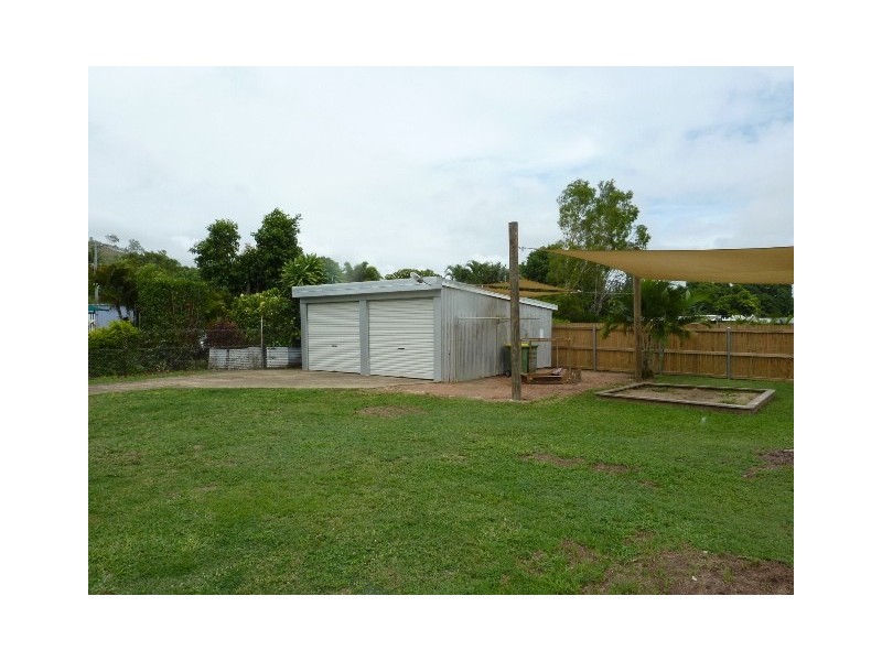 29 Royal Street, Wulguru QLD 4811