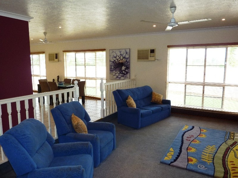 4 Ritz Court, Rasmussen QLD 4815